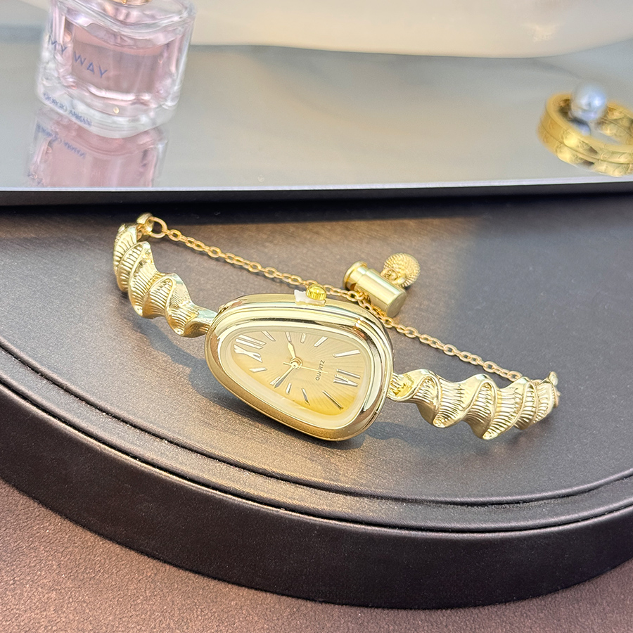 Zarif Yılan Şeklinde Bayanlar  - Luxury Watch Collection incelemesi ve fiyatı